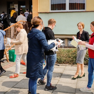 Akcja sprzątania na osiedlu Piastów w Pszczynie - 21.04.2023