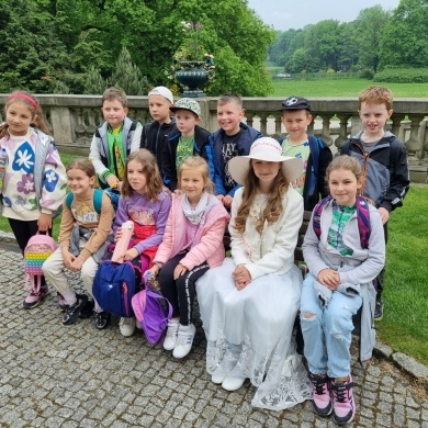 Szkoła Podstawowa w Brzeźcach zorganizowała grę terenową „W poszukiwaniu księżnej Daisy” - 26.05.2023