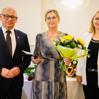 Podziękowania dla nauczycieli za lata pracy na rzecz pszczyńskiej oświaty - 30.08.2023