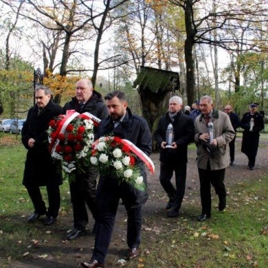 Uroczystości na cmentarzu „Pod Trzema Dębami”