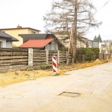 Powstaje nowy chodnik na osiedlu Daszyńskiego w Pszczynie - 09.03.2024