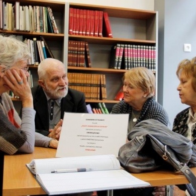Biblioteka i sala taneczna otwarte