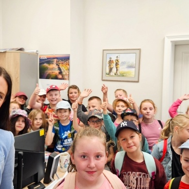 Wizyta uczniów Szkoły Podstawowej nr 4 w Referacie ds. Jakości Powietrza Urzędu Miejskiego - 03.06.2024