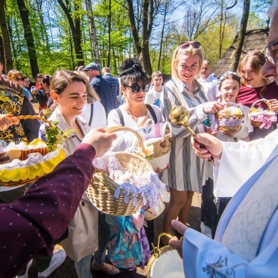 Święcenie koszyczków wielkanocnych 