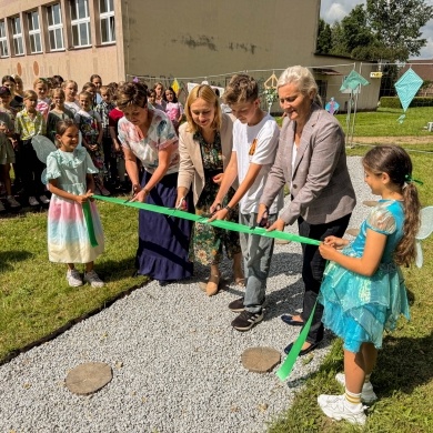 Otwarcie Zielonej Pracowni w Zespole Szkolno-Przedszkolnym w Ćwiklicach - 17.06.2025