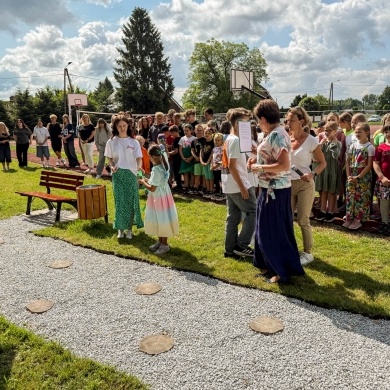 Otwarcie Zielonej Pracowni w Zespole Szkolno-Przedszkolnym w Ćwiklicach - 17.06.2025