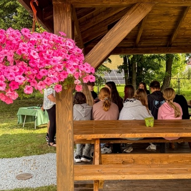 Otwarcie Zielonej Pracowni w Zespole Szkolno-Przedszkolnym w Ćwiklicach - 17.06.2025